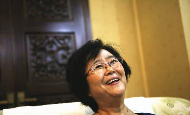 揭秘纺织厂女工闫芳的上位史,这些“大师”到底在糊弄谁?