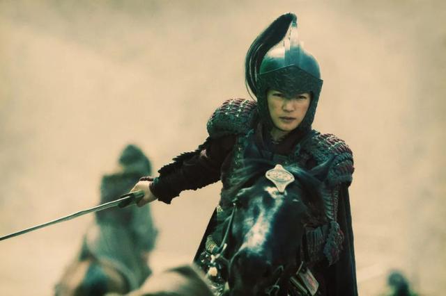 魔幻史诗巨作《花木兰》,你知道什么是气吗?就是看了电影会生气