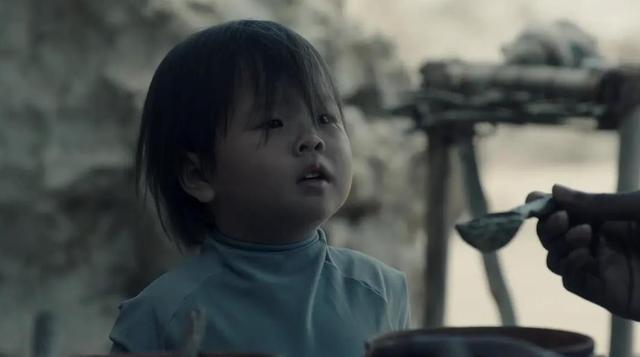 《异星灾变》“仿生人”怀蛇胎来源诡异,第二季会如何填坑?