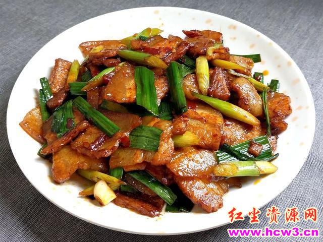历史不到100年的川菜,为何能够风靡全国?其它菜系并不差
