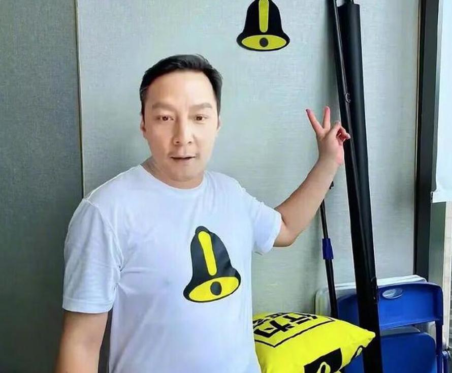 48岁吴彦祖颜值回春 48岁吴彦祖颜值是否在线