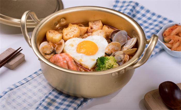 网红店泡面小食堂为何倒闭的那么快(网红陷阱)
