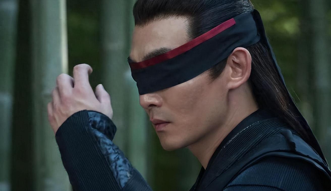 庆余年2:同样都是机器人,神庙使者为何打不过五竹?原因很现实