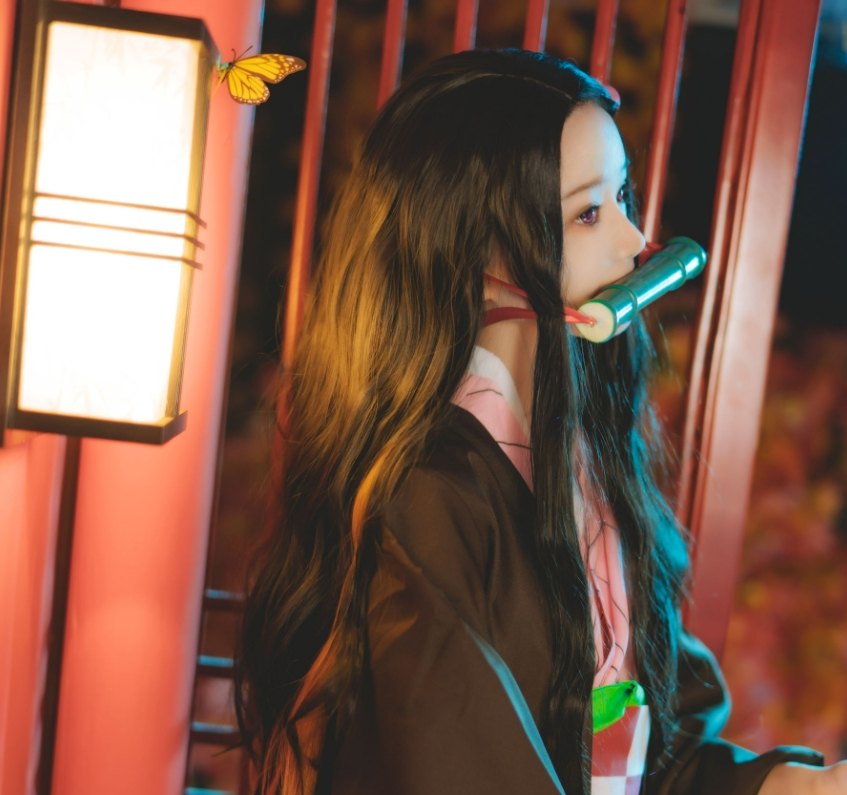 桜桃喵《灶门祢豆子》:温柔与野性的交织,梦幻般的鬼魅气息
