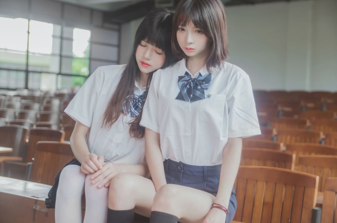 桜桃喵_疯猫ss《JK百合》——校园爱情的唯美邂逅